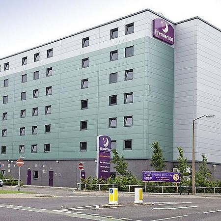 Premier Inn London Elstree / Borehamwood Dış mekan fotoğraf