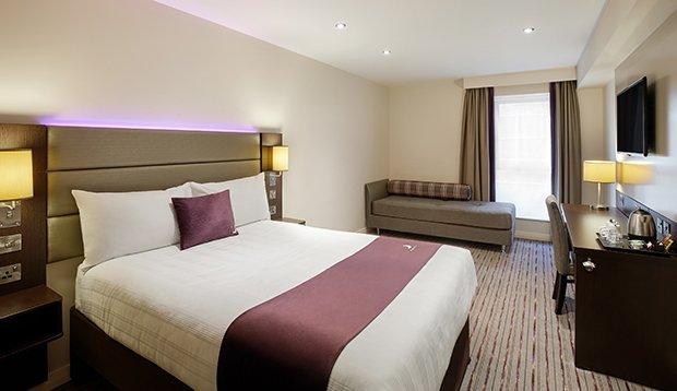 Premier Inn London Elstree / Borehamwood Dış mekan fotoğraf