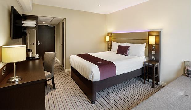 Premier Inn London Elstree / Borehamwood Dış mekan fotoğraf