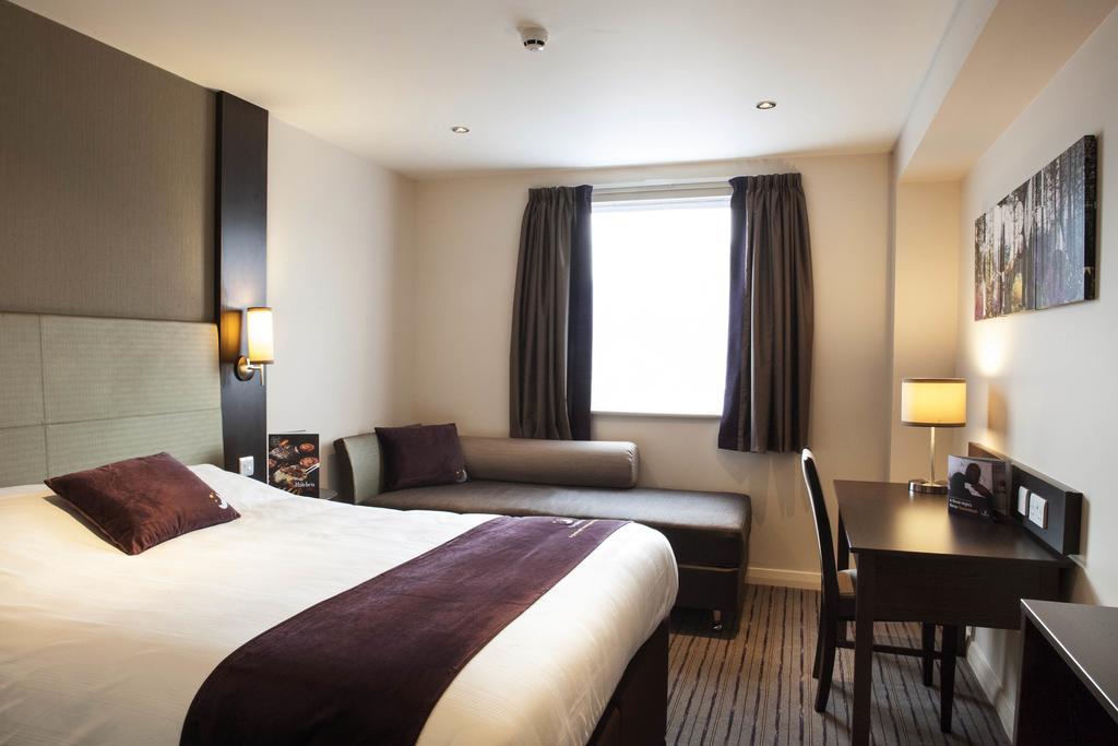 Premier Inn London Elstree / Borehamwood Oda fotoğraf