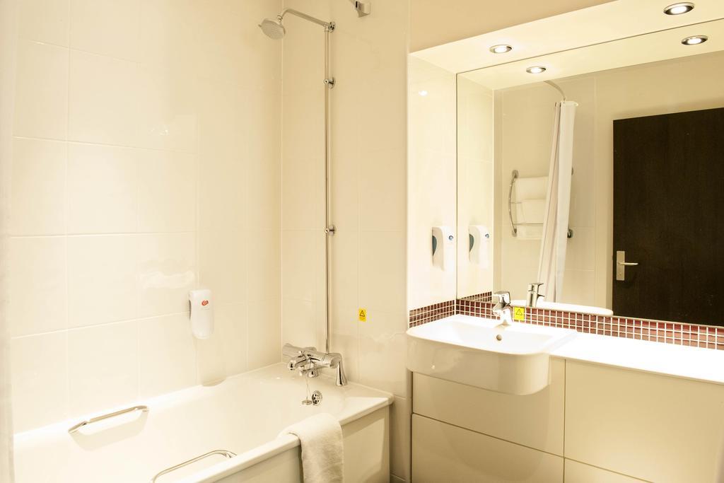 Premier Inn London Elstree / Borehamwood Oda fotoğraf